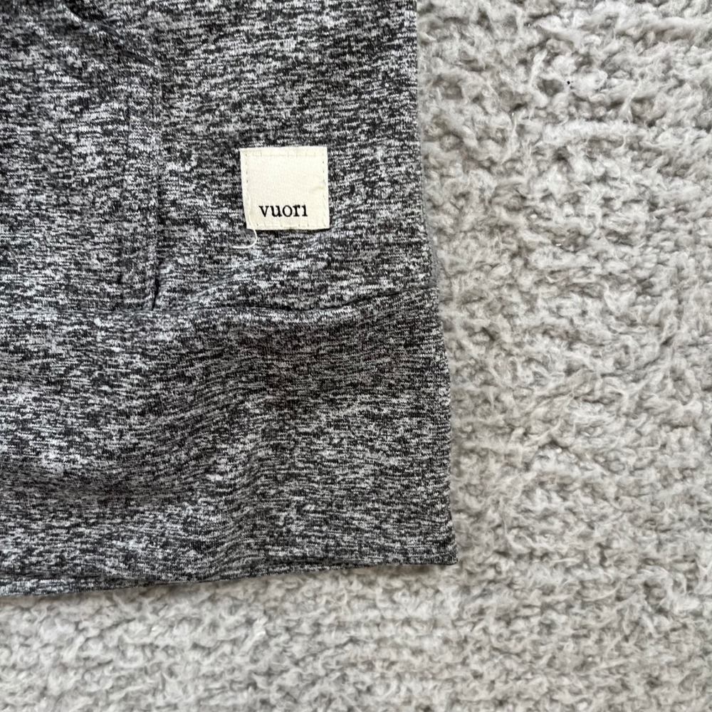 Vuori Womens Halo Performance 2.0 Zip Front Hoodie Gray Heather Size Medium - Picture 8 of 8